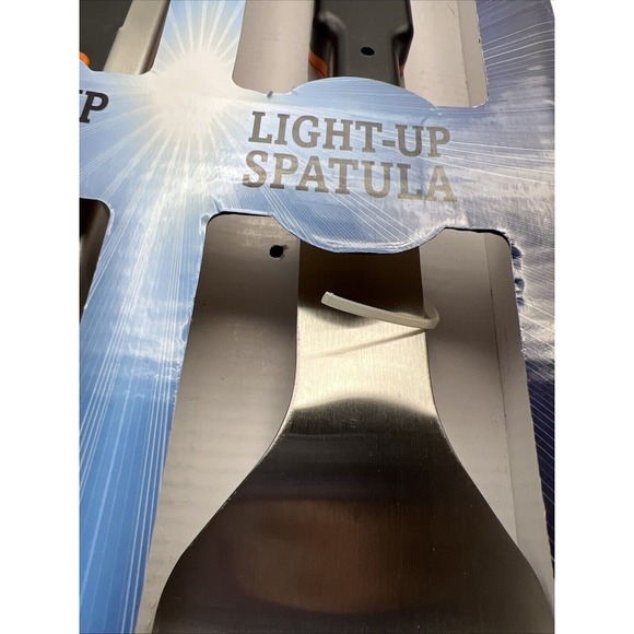 Premium Grade Stainless Steel Grill Spatula/Tongs Kit with LED‎ Light - Picture 9 of 11
